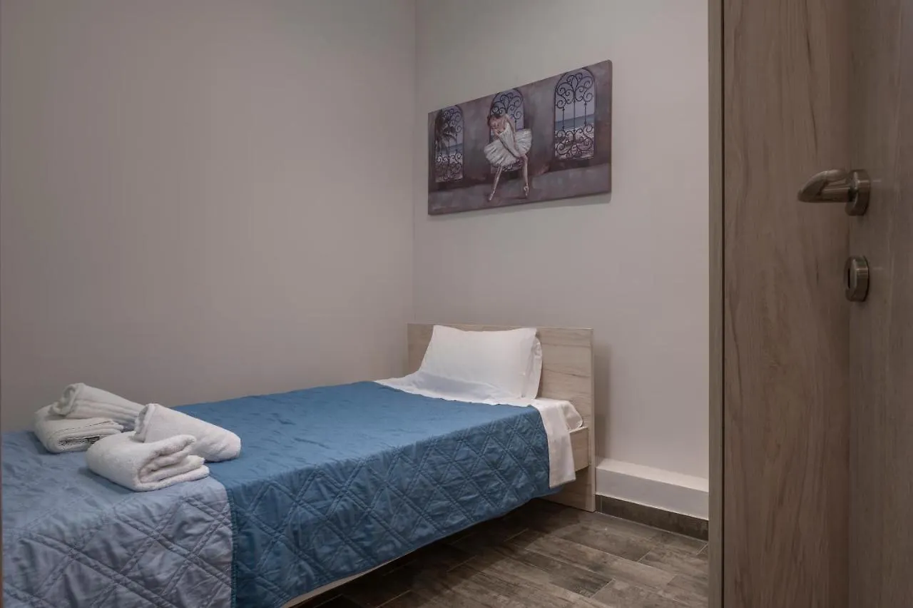Kosmos Service Apartment Absolute City Center 1-5 With Additional Cost Parking سالونيك